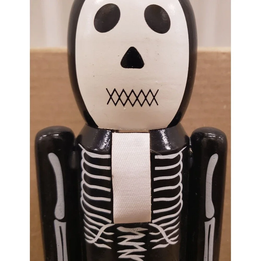 Wooden Nutcracker, 14
